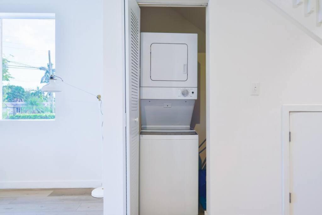 Amazing Town House 15 Min From The Beach Wfree Parking Villa Miami Dış mekan fotoğraf